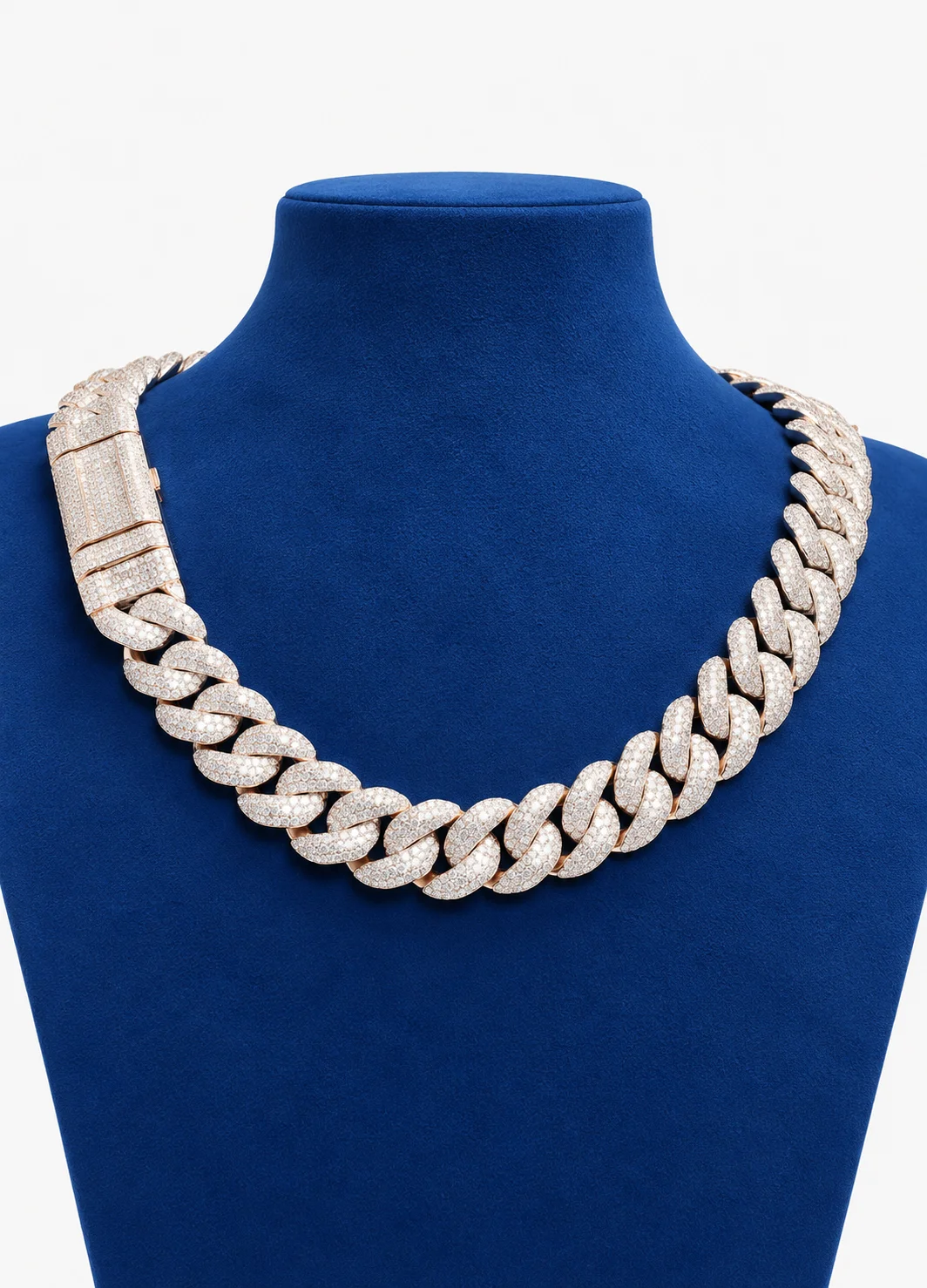 Necklaces & Pendants